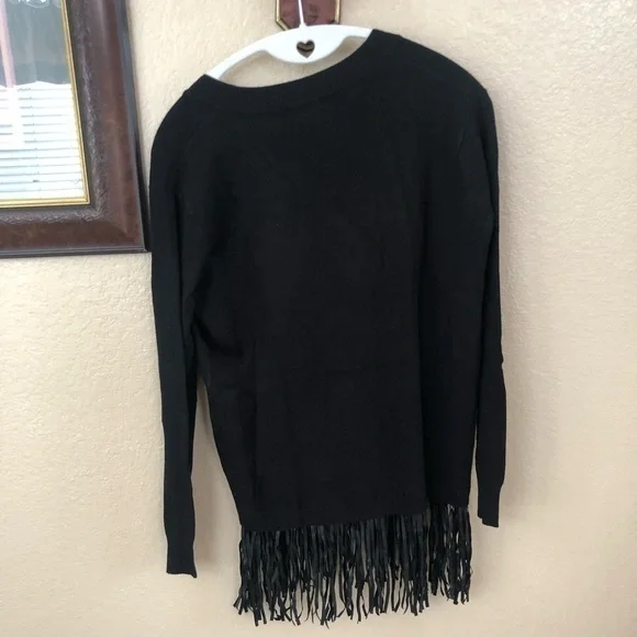 Central Park Fringe Sweater Size XSmall - Picture 2 of 3